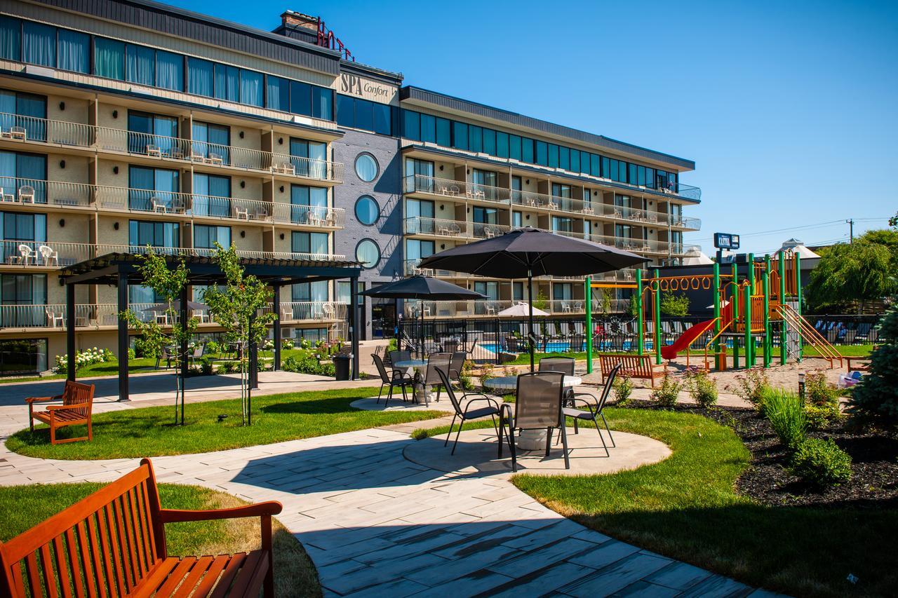Hotel Castel Granby Exterior photo